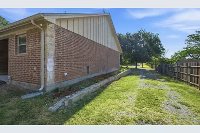 328 Silver Lane, Azle, TX 76020 - Photo 33