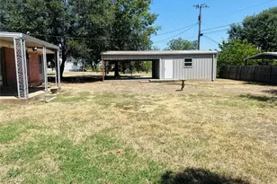 708 N Trinity St, Whitney, TX 76692 - Photo 5