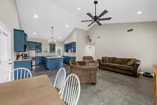 145 Private Rd 944, Fairfield, TX 75840 - Photo 9