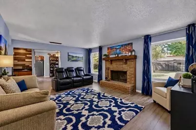 850 Frances Drive, Grand Prairie, TX 75052 - Photo 5