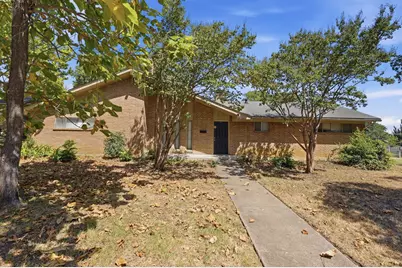 417 Lakeside Drive, Irving, TX 75062 - Photo 1
