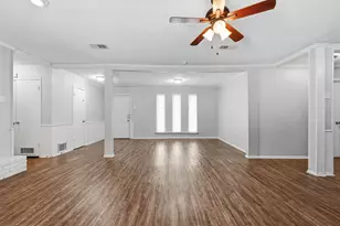 417 Lakeside Dr, Irving, TX 75062 - Photo 9
