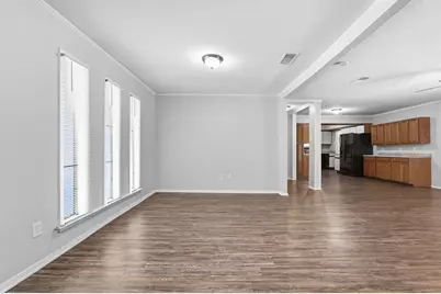 417 Lakeside Drive, Irving, TX 75062 - Photo 13