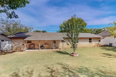 204 Pine Street, Keene, TX 76059 - Photo 27