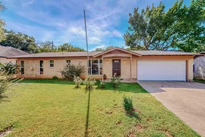 204 Pine Street, Keene, TX 76059 - Photo 5
