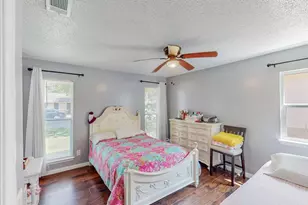 204 Pine St, Keene, TX 76059 - Photo 17