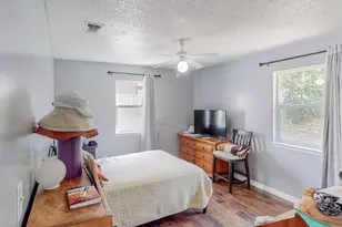 204 Pine St, Keene, TX 76059 - Photo 23
