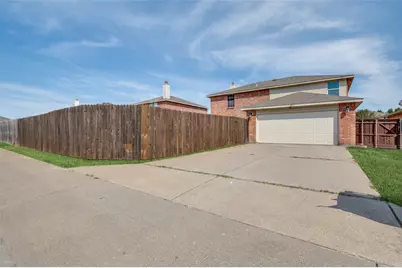 1030 April Showers Lane, Lancaster, TX 75134 - Photo 21