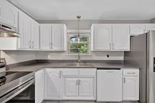 900 NW 11th St, Mineral Wells, TX 76067 - Photo 9