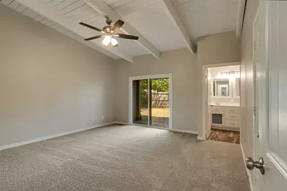 502 W Texas Avenue, Iowa Park, TX 76367 - Photo 17