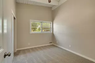 502 W Texas Ave, Iowa Park, TX 76367 - Photo 21