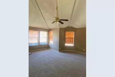 4370 Ashley Lane, Grand Prairie, TX 75052 - Photo 5