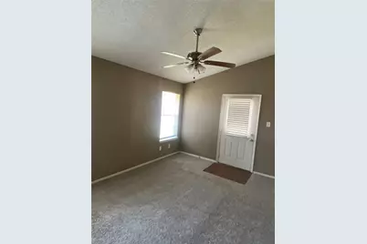 4370 Ashley Lane, Grand Prairie, TX 75052 - Photo 13