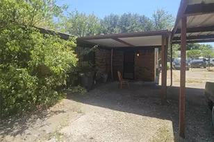 1313 E Robert St, Fort Worth, TX 76104 - Photo 5