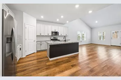 10105 Lakemont Drive, Fort Worth, TX 76131 - Photo 5