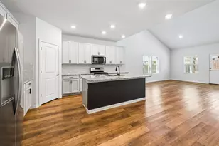 10105 Lakemont Dr, Fort Worth, TX 76131 - Photo 5