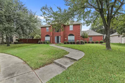 2810 Glenwick Court, Richardson, TX 75082 - Photo 3