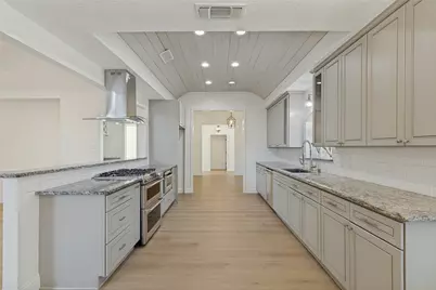 3204 Channing Lane, Bedford, TX 76021 - Photo 9