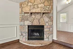 4612 Goldrock Dr, Fort Worth, TX 76137 - Photo 9