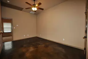 663 W Tarleton St, Stephenville, TX 76401 - Photo 3