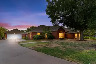 501 Valle Vista Ct, Keller, TX 76248 - Photo 1
