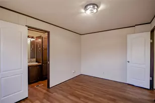 912 Pease River Dr, Granbury, TX 76048 - Photo 25