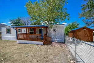 912 Pease River Dr, Granbury, TX 76048 - Photo 5