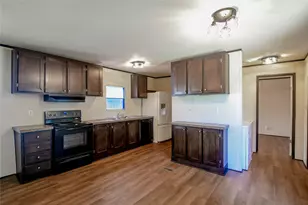 912 Pease River Dr, Granbury, TX 76048 - Photo 19