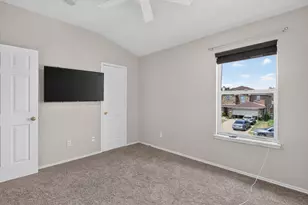 2427 Arroyo Springs Dr, Grand Prairie, TX 75052 - Photo 29
