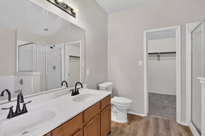 2427 Arroyo Springs Drive, Grand Prairie, TX 75052 - Photo 23