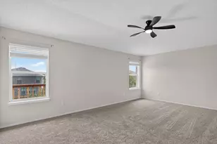 2427 Arroyo Springs Dr, Grand Prairie, TX 75052 - Photo 21