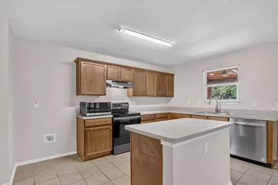 2427 Arroyo Springs Drive, Grand Prairie, TX 75052 - Photo 13