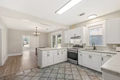 1711 Wood Avenue, Waco, TX 76706 - Photo 11