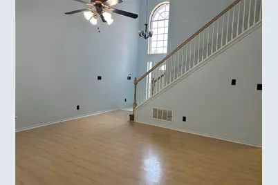 2114 Montclair Lane, Lewisville, TX 75067 - Photo 5