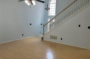 2114 Montclair Ln, Lewisville, TX 75067 - Photo 5
