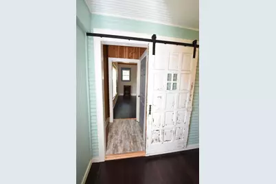215 E 11th Street, Bonham, TX 75418 - Photo 31