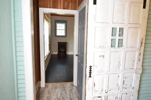 215 E 11th St, Bonham, TX 75418 - Photo 31