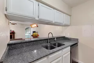9611 Walnut St, Dallas, TX 75243 - Photo 5