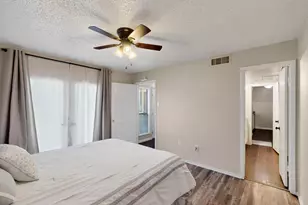 9611 Walnut St, Dallas, TX 75243 - Photo 11