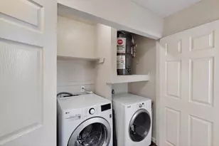 9611 Walnut St, Dallas, TX 75243 - Photo 13