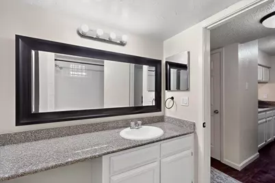 9611 Walnut Street #1105, Dallas, TX 75243 - Photo 7