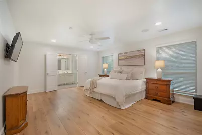 1049 Forest Grove Drive, Dallas, TX 75218 - Photo 19
