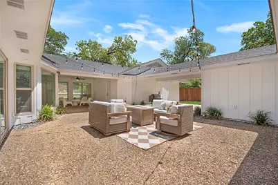 1049 Forest Grove Drive, Dallas, TX 75218 - Photo 23