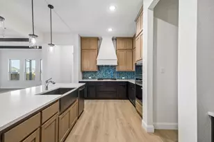 2431 Scott Ct, Waxahachie, TX 75167 - Photo 13