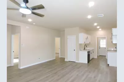 106 Navajo Drive, Mabank, TX 75156 - Photo 5