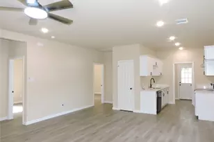 106 Navajo Dr, Mabank, TX 75156 - Photo 5