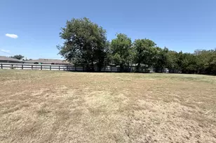 312 Ralph St, White Settlement, TX 76108 - Photo 13