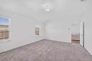 11129 Pond View Ct, Providence Village, TX 76227 - Photo 21