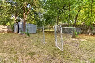 4108 Austin Ave, Waco, TX 76710 - Photo 25