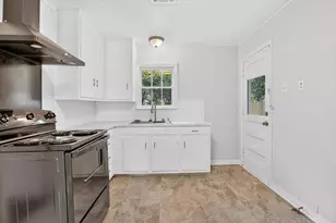 4108 Austin Ave, Waco, TX 76710 - Photo 15